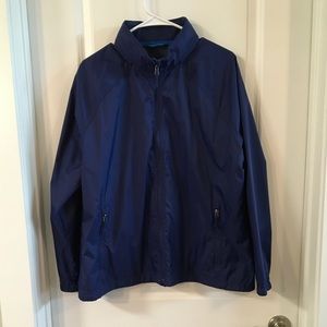 L.L.Bean Woman’s Hooded Rain/Windbreaker Navy Blue XL   NWOT